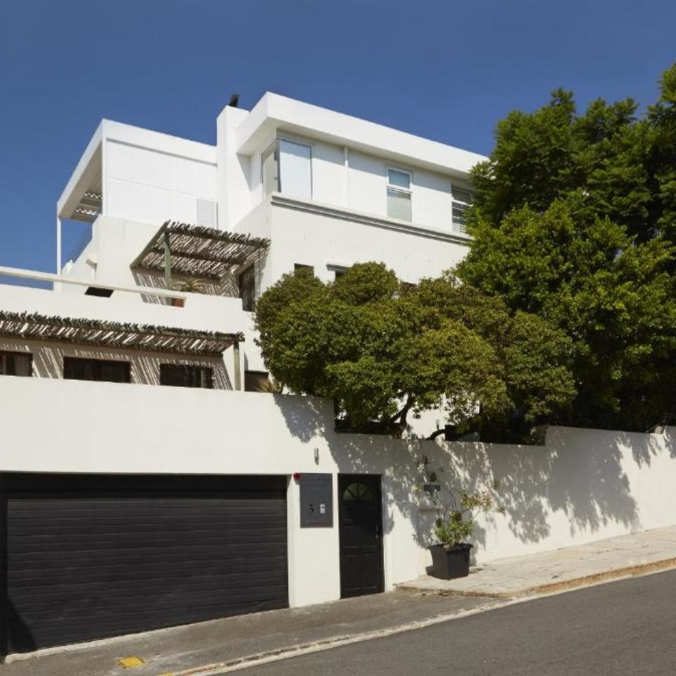 Bayflowers Guest House